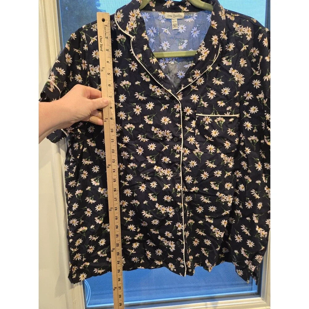 Vera Bradley Short-Sleeved Pajama Set *Falling Daisies* Women's XL